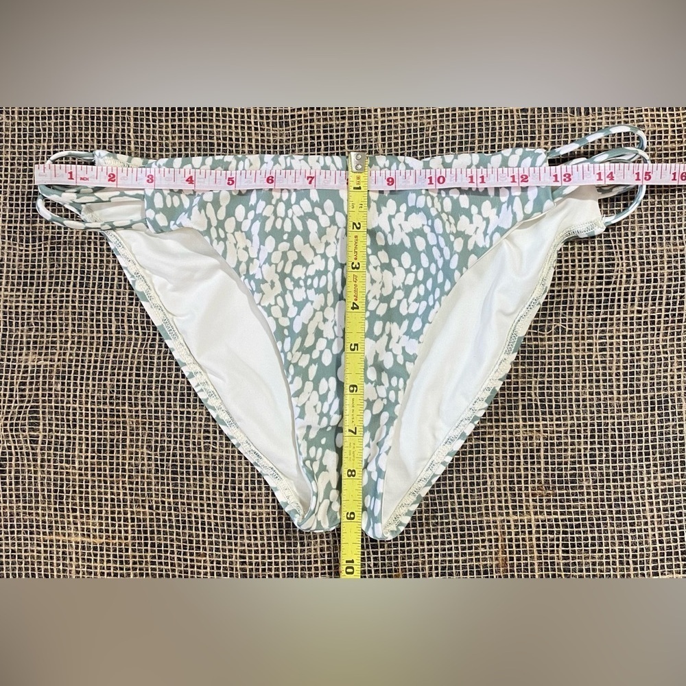 L*Space Kenedy Bathing Suit Bottoms Sz L Seamless Poly/Spandex Anthropologie - Picture 4 of 4